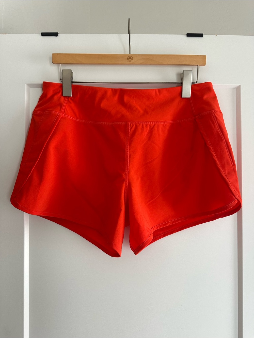 NWOT CRZ Yoga Speed Shorts 4”
